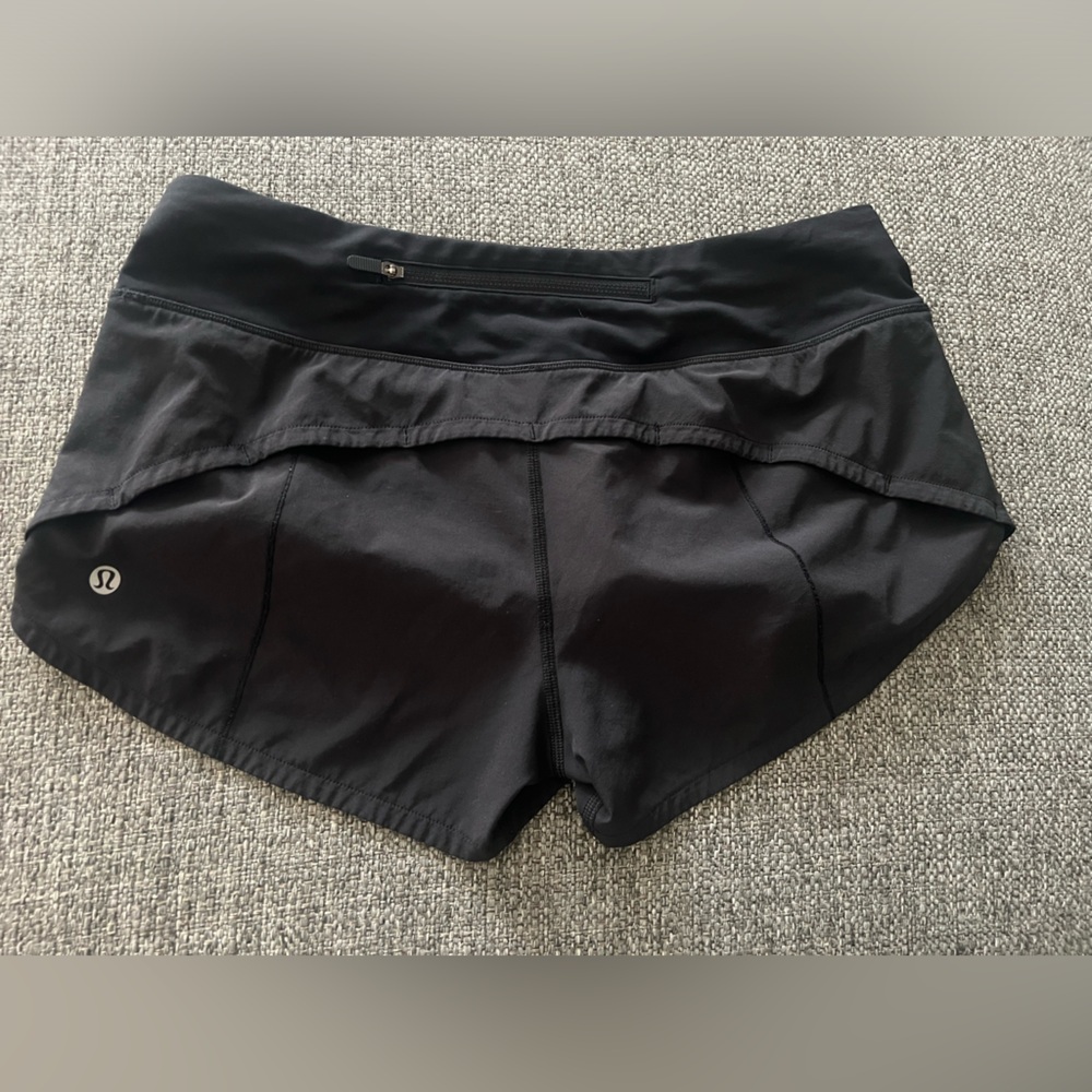 Lululemon Speed Up Shorts 2.5 inch
